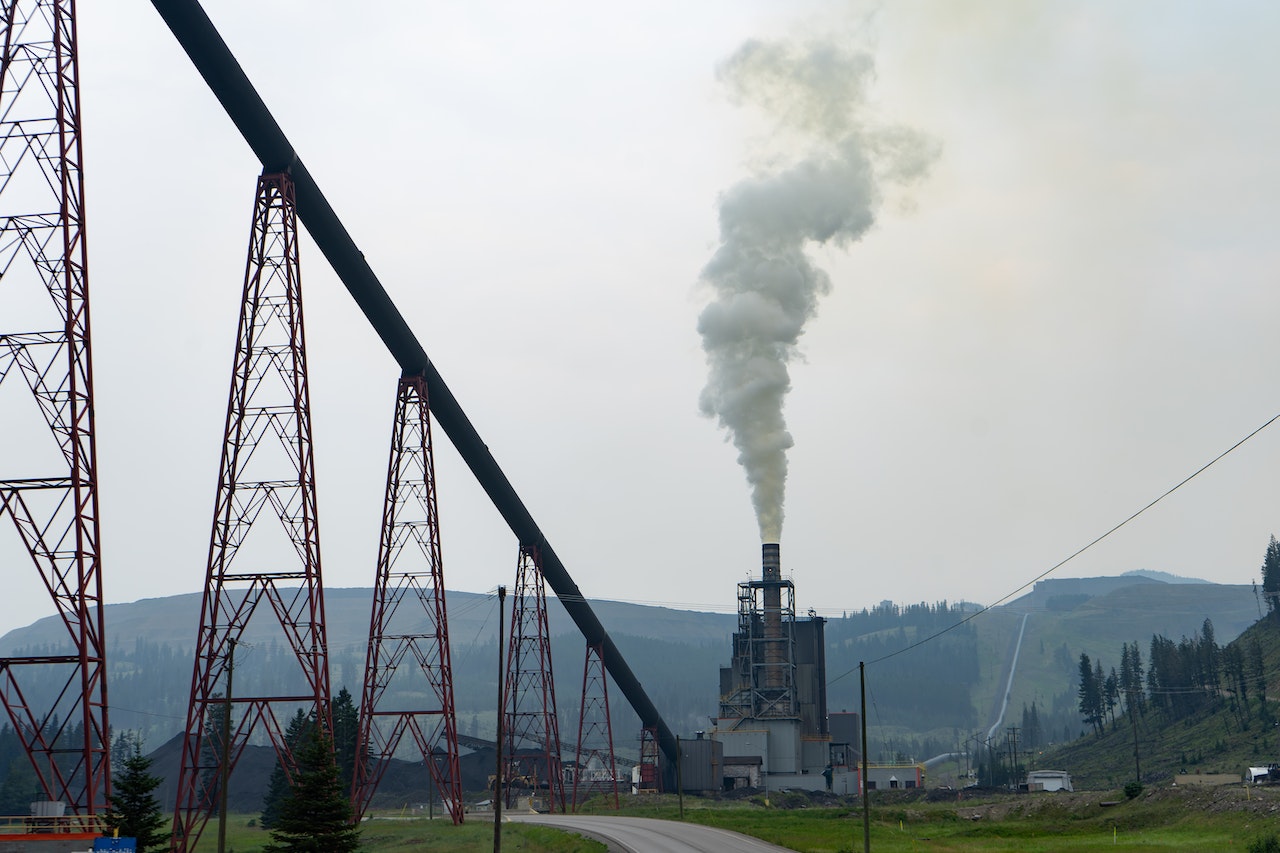 It’s time to extinguish oil and gas industry “gaslighting”