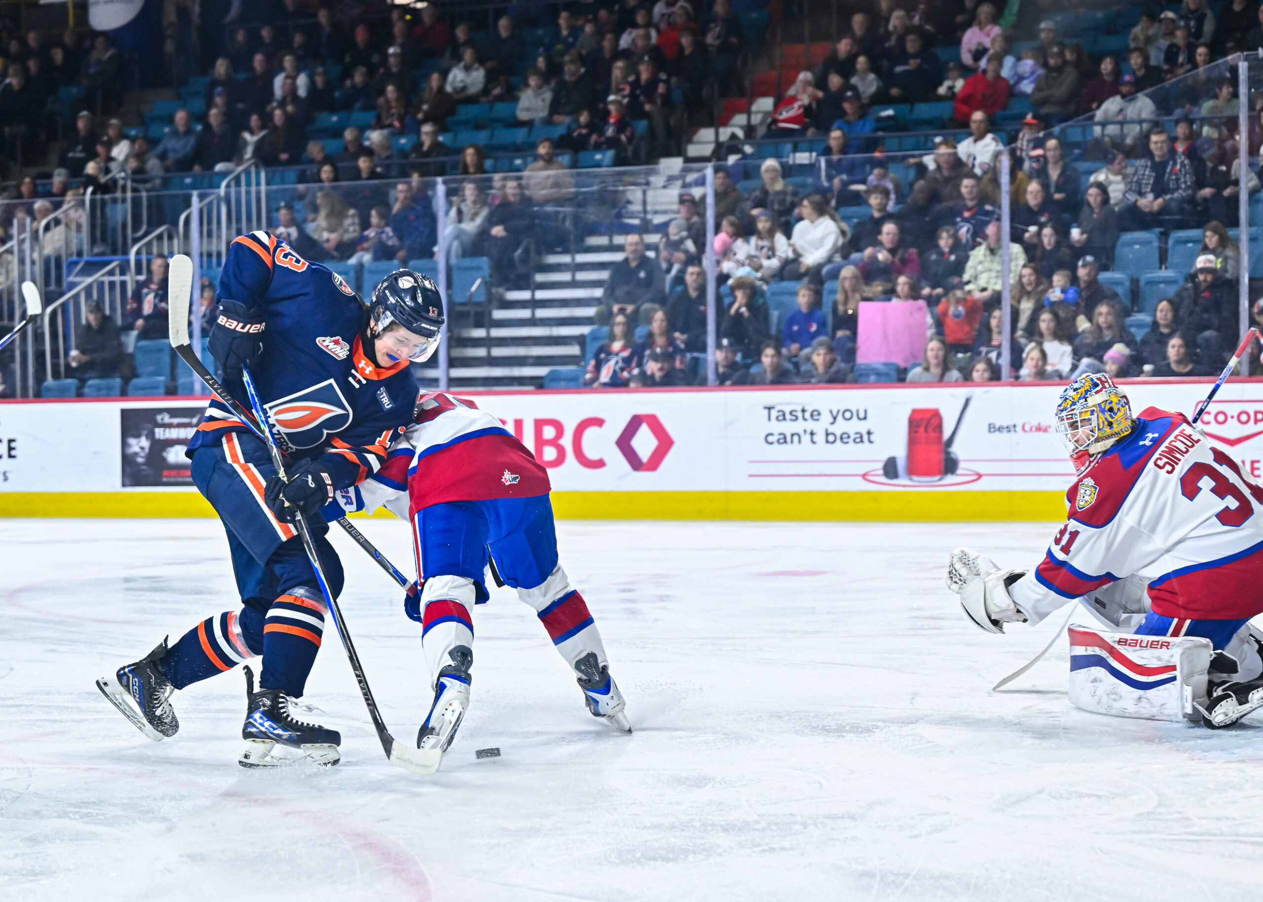 BLAZERS LOSE 5-3 TO OIL KINGS
