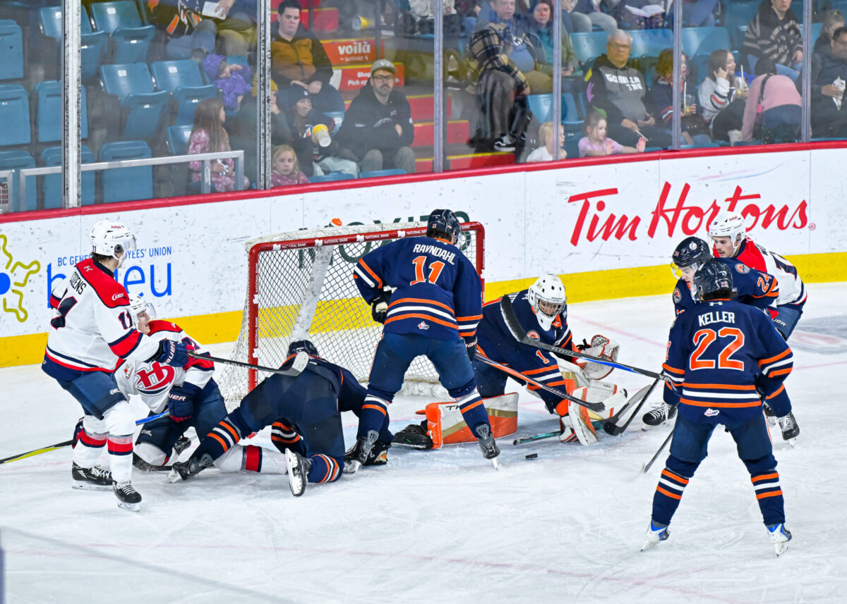 BLAZERS WIN 6-2 OVER HURRICANES