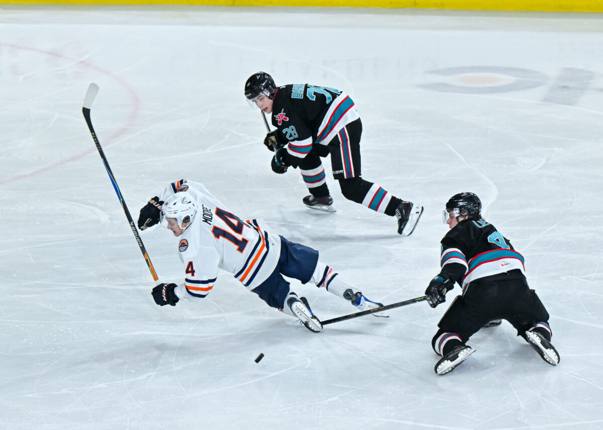 BLAZERS FALL 5-1 TO ROCKETS