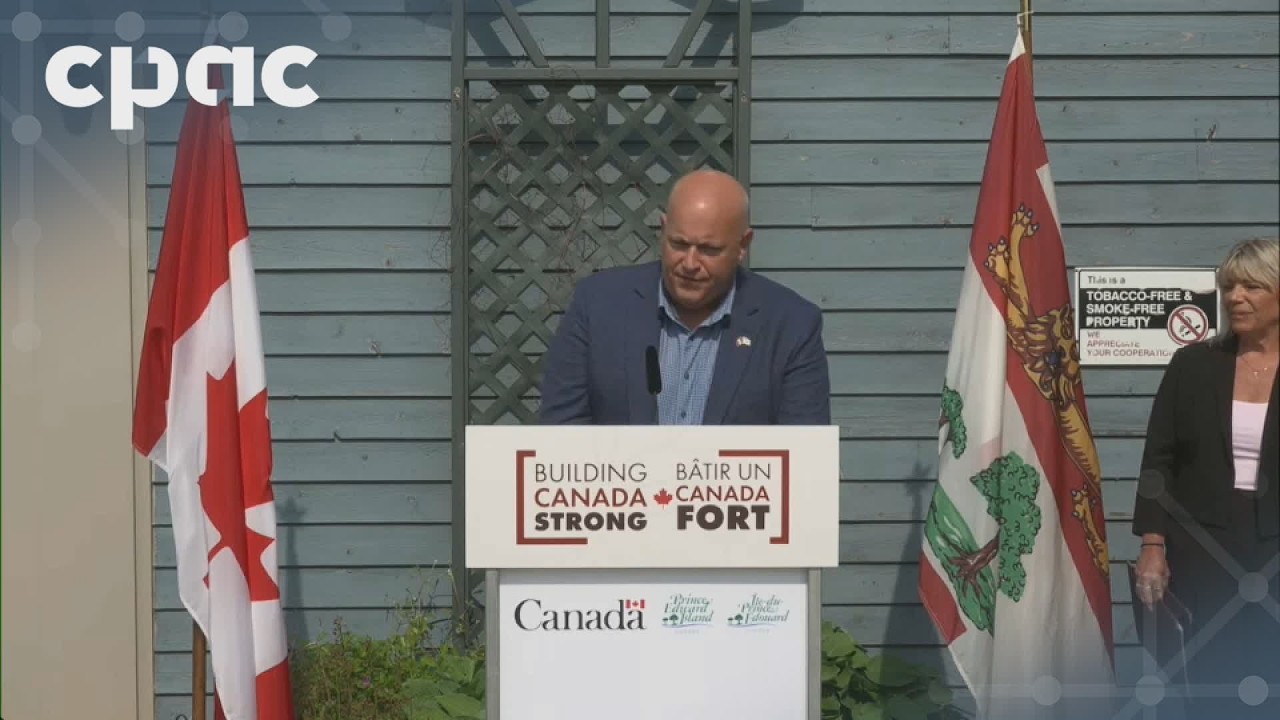 P.E.I. Premier Rob Lantz announces housing investment in Souris
