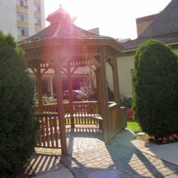 Gaglardi Square